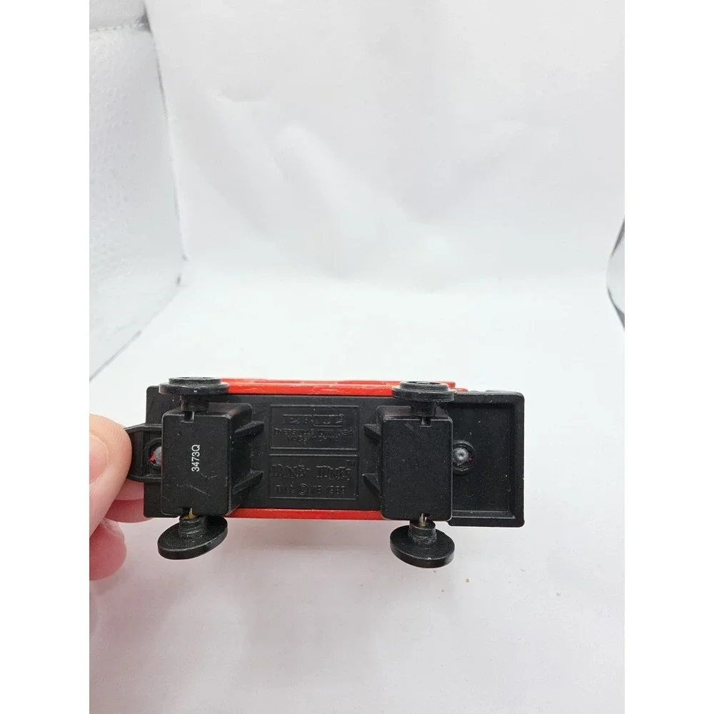 Vintage 1989 Ertl Looney Tunes Sylvester & Tweety & Yosemite Sam Train Car